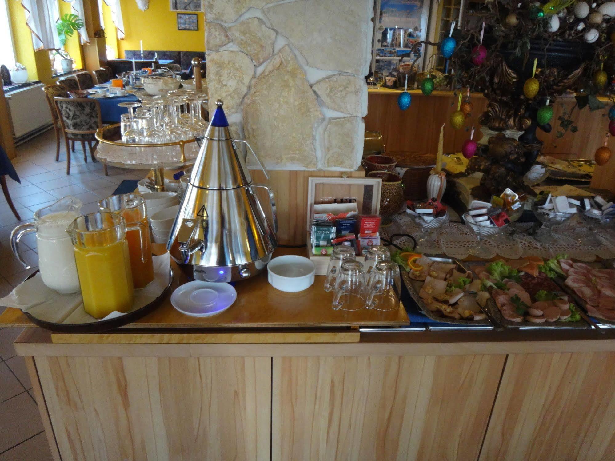 Hotel Zur Muehle Капелн Екстериор снимка